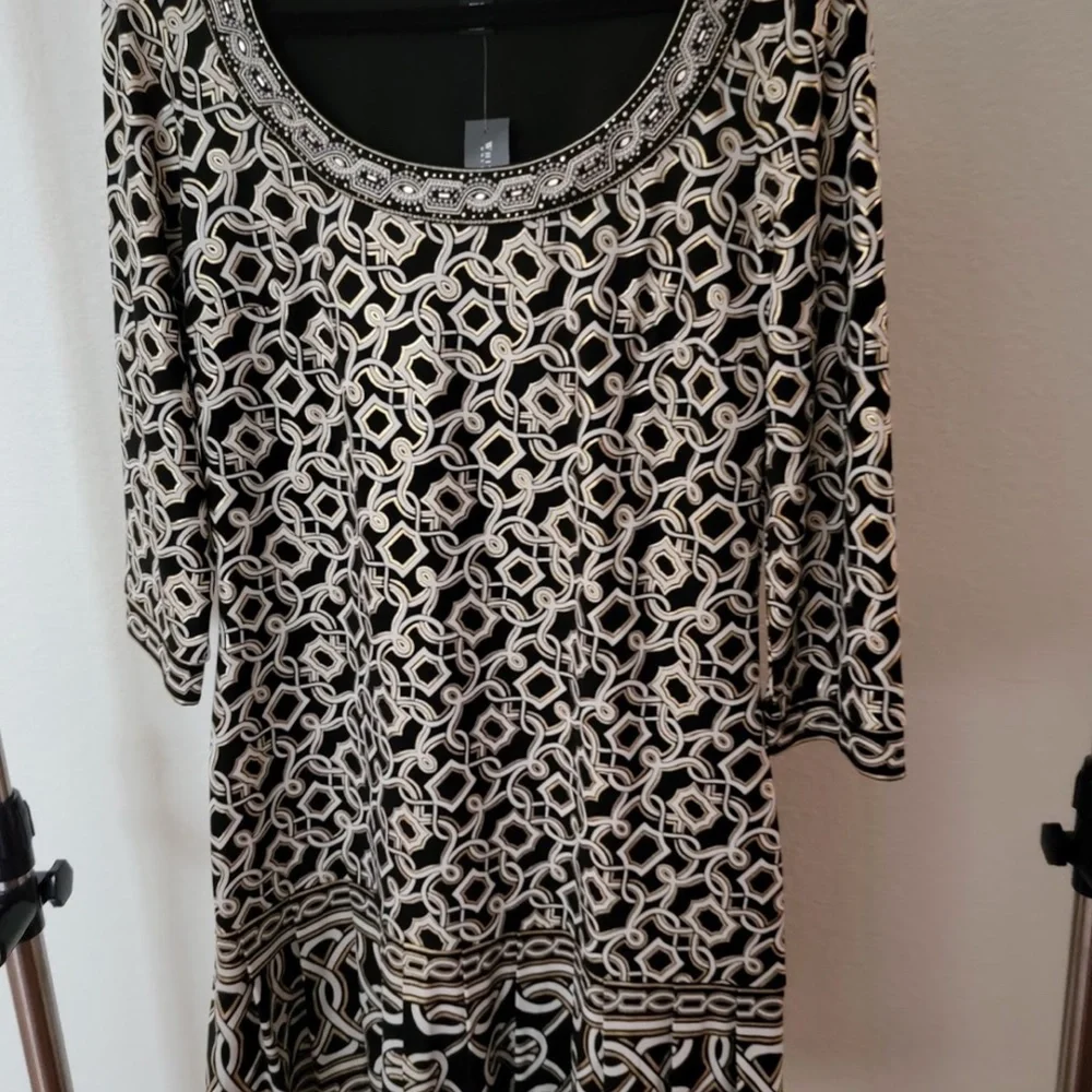 WHBM Black/Gold/White Metallic Midi Dress Embellished w/ Rhinestones. Size L - Picture 2 of 11